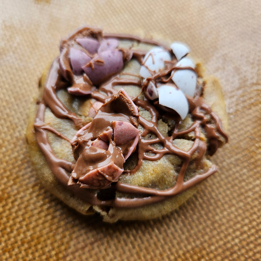 Mini Egg Stuffed Cookie Box